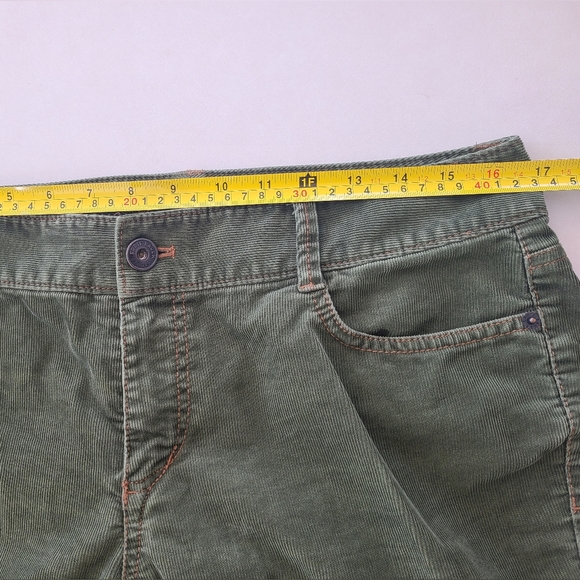 Eddie Bauer Green Corduroy Midrise Pants - Picture 5 of 9